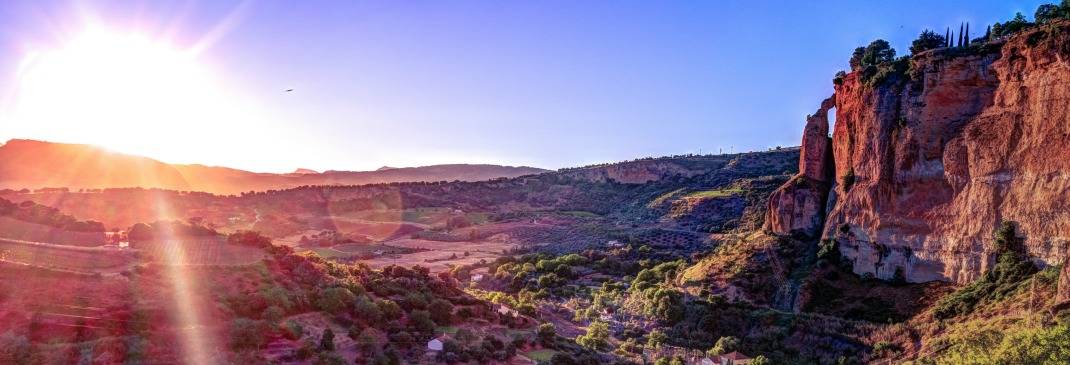 Malagas Berge im Sonnenuntergang